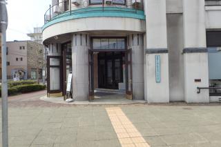 函館市地域交流まちづくりセンター(旧丸井今井百貨店)