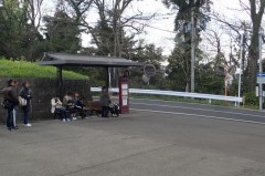 主なアクセス方法は仙台駅 西口⇒るーぷる仙台→約20分→バス停・仙台城跡。マイカーであれば仙台駅から15分ぐらいです。