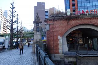 旧万世橋駅(マーチエキュート)