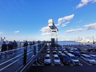 横浜ハンマーヘッド・新港ふ頭客船ターミナル